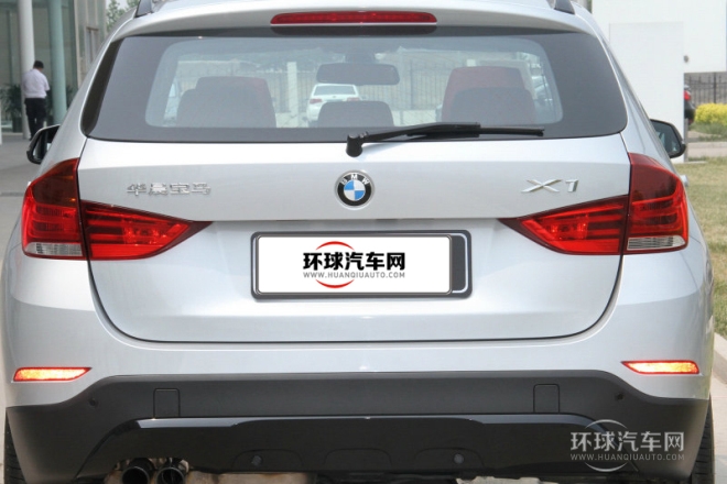 2013款 sDrive20i 運(yùn)動設(shè)計(jì)套裝
