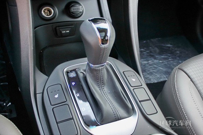 2013款 2.2T 四驅(qū)豪華版 7座