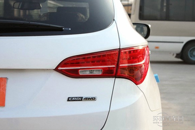 2013款 2.2T 四驅(qū)豪華版 7座