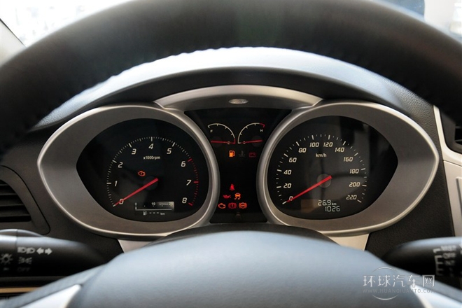 2014款 1.5L 手動(dòng)旗艦型