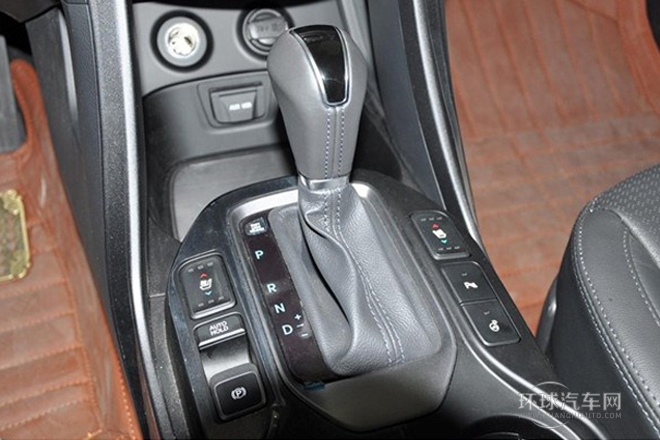 2013款 2.2T 四驅(qū)舒適導(dǎo)航版 7座