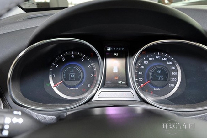 2013款 2.2T 四驅(qū)舒適導(dǎo)航版 7座