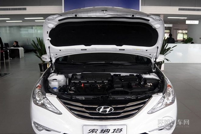 2013款 2.4L 自動領(lǐng)先版 國IV