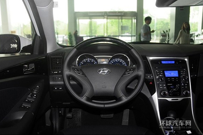2013款 2.4L 自動領(lǐng)先版 國IV