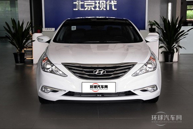 2013款 2.4L 自動(dòng)領(lǐng)先版 國IV
