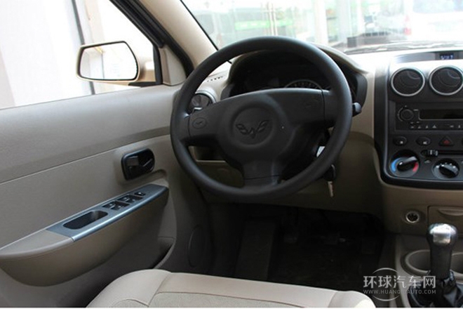 2013款 1.5L標(biāo)準(zhǔn)型L2B