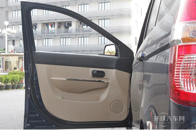 2013款 1.5L豪華型L2B