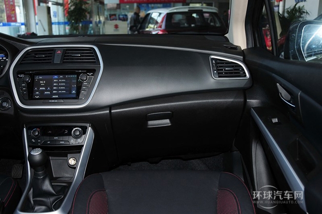 2014款 1.6L 手動(dòng)兩驅(qū)精英型