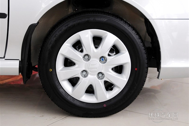2012款 1.3L 標(biāo)準(zhǔn)型