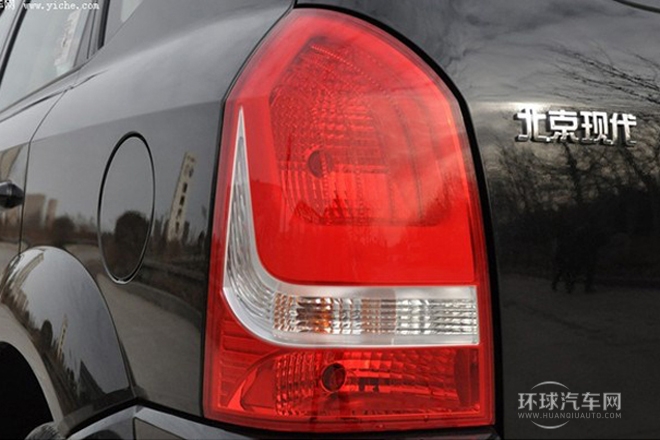 2013款 2.0L 手動兩驅舒適型