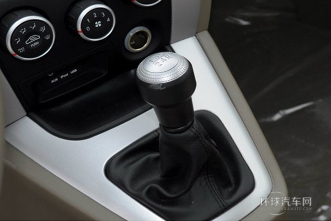 2013款 2.0L 手動兩驅(qū)時尚型