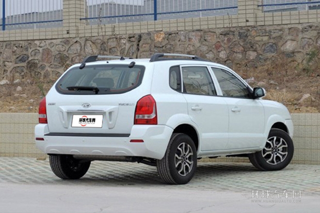 2013款 2.0L 手動(dòng)兩驅(qū)時(shí)尚型