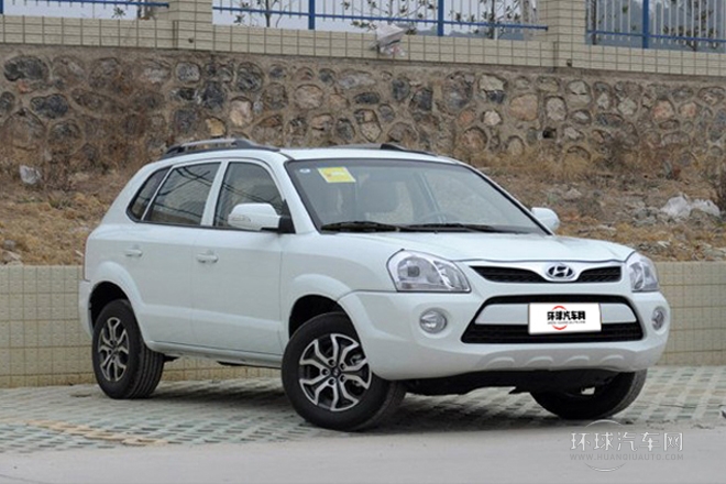 2013款 2.0L 手動(dòng)兩驅(qū)時(shí)尚型