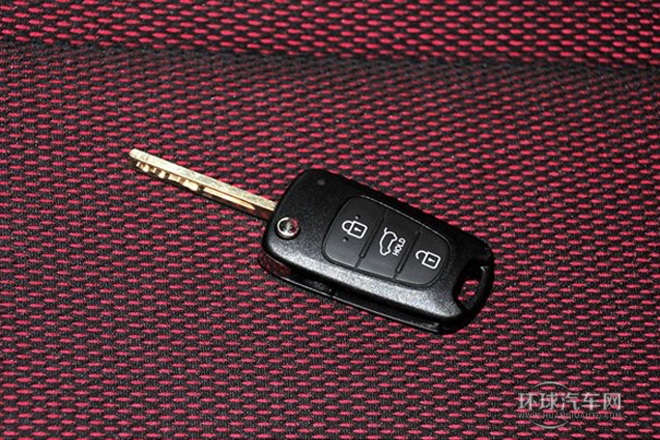 2012款 1.6L 自動豪華版