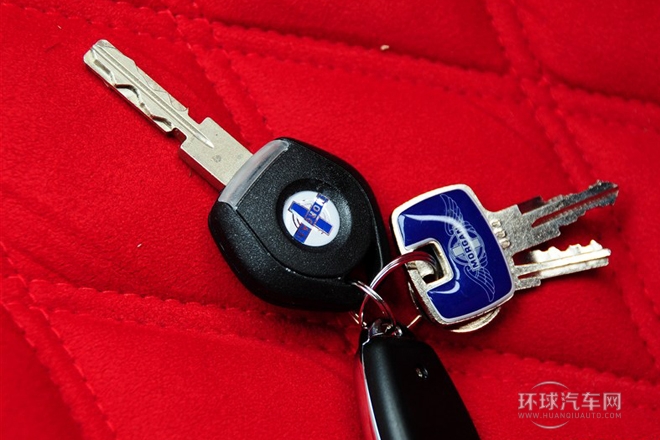2013款 4.8L 標(biāo)準(zhǔn)型
