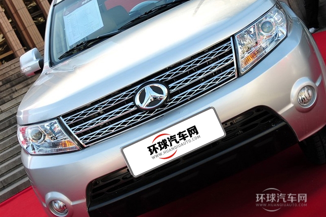 2011款 2.4L 兩驅(qū)運(yùn)動豪華版