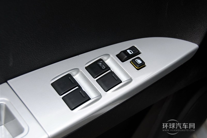 2011款 2.0L 兩驅(qū)都市舒適版