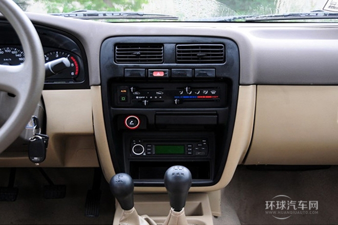 2013款 2.2T柴油四驅(qū)標準型ZD22TE