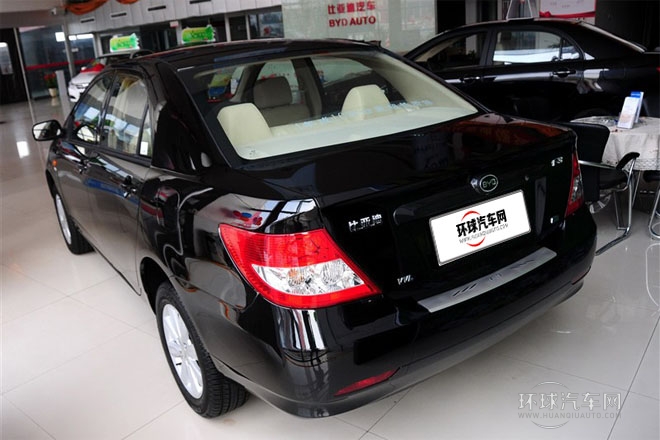2013款 1.5L 手動(dòng)舒適型
