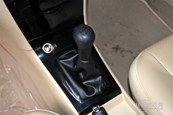 2013款 1.5L 手動(dòng)舒適型