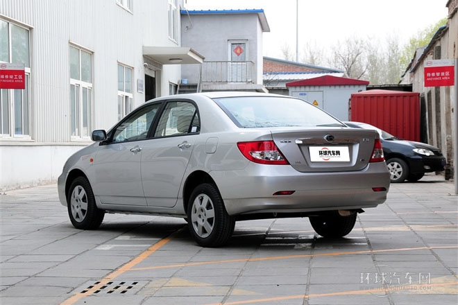 2012款 1.5L 標(biāo)準(zhǔn)型GL-i