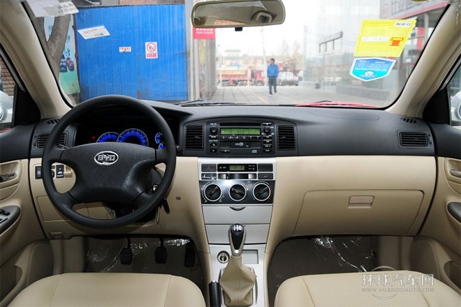 2012款 1.5L 標(biāo)準(zhǔn)型GL-i