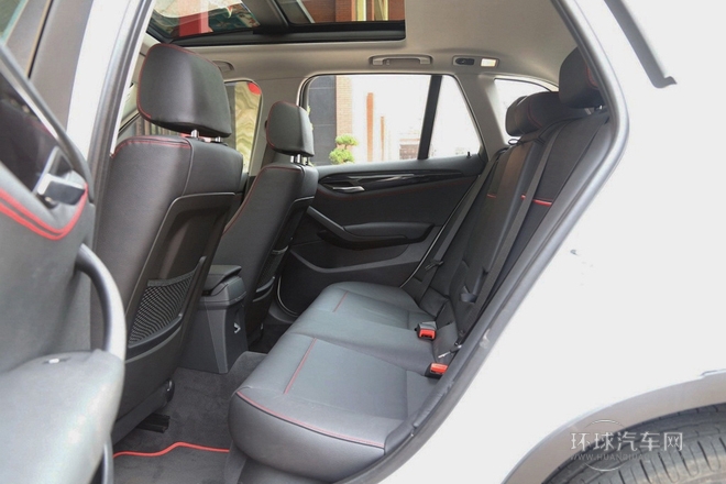 2014款 sDrive18i 運動設(shè)計套裝