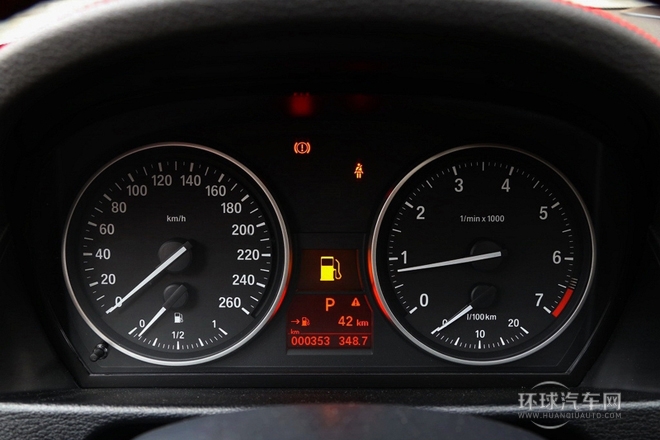 2014款 sDrive18i 運(yùn)動(dòng)設(shè)計(jì)套裝