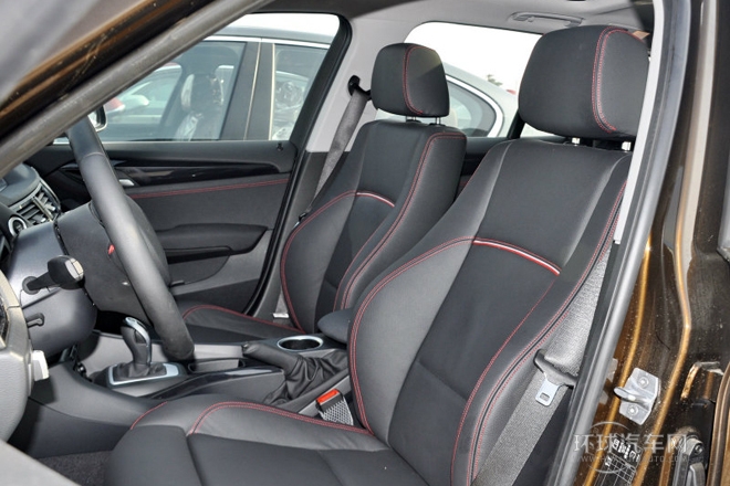 2014款 sDrive20i 運動設(shè)計套裝