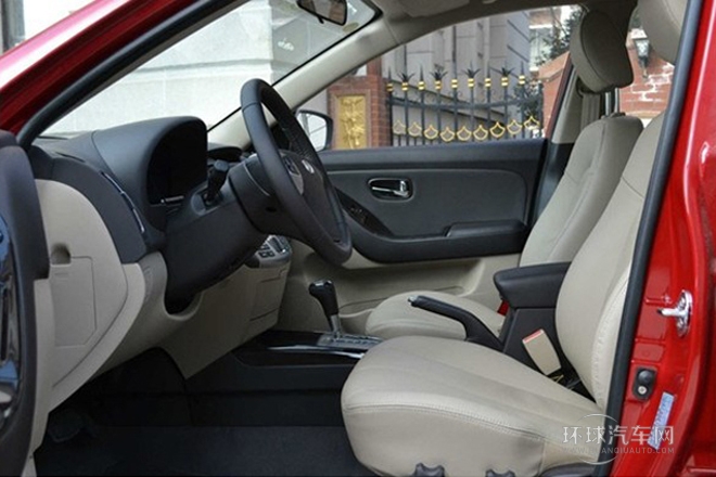 2011款 1.6L 自動(dòng)舒適型