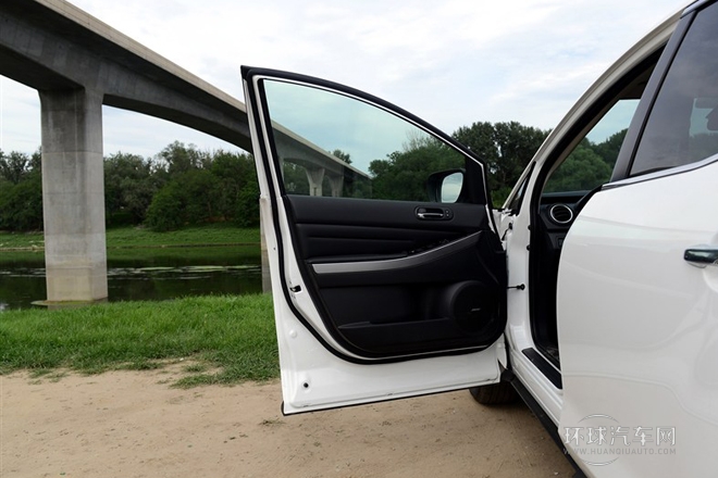 2014款 2.3T 四驅(qū)智尊版