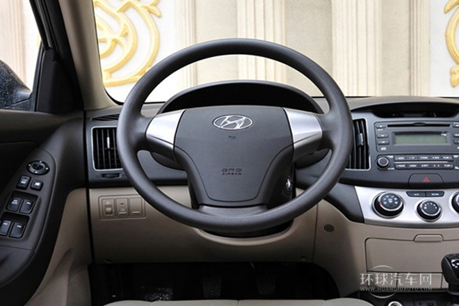 2011款 1.6L 手動(dòng)豪華型