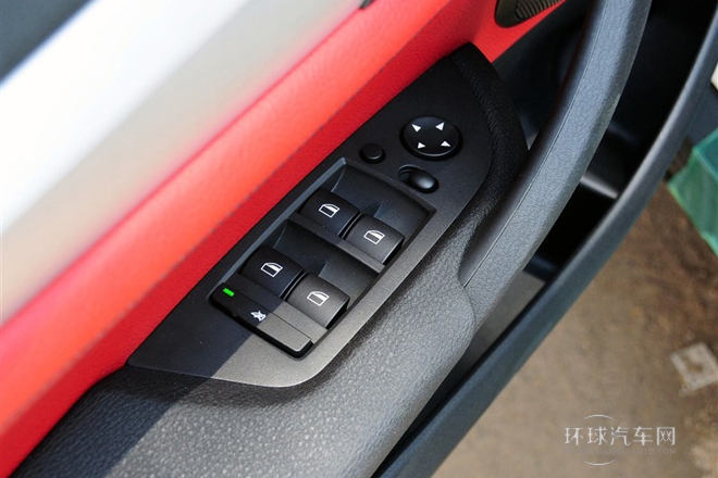 2014款 xDrive20i 運(yùn)動設(shè)計套裝