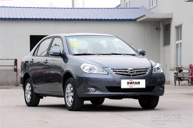 2012款 1.5L 手動(dòng)豪華型