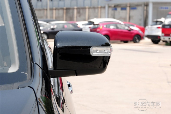 2014款 2.5L 兩驅(qū)時尚版