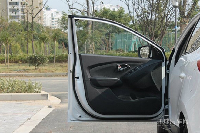 2013款 2.0L 手動(dòng)兩驅(qū)舒適型GL 國(guó)IV