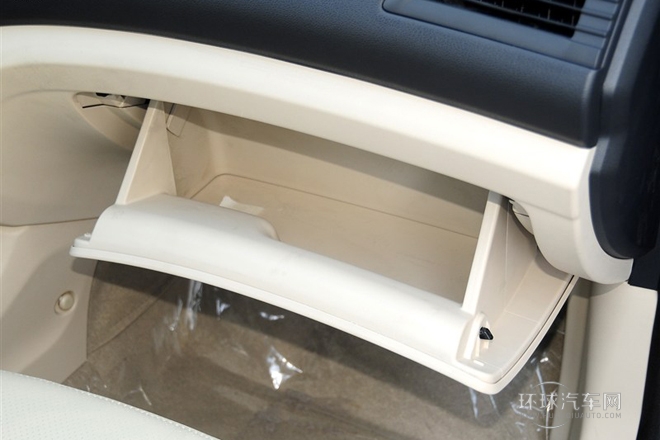 2014款 1.5L 手動(dòng)舒適型