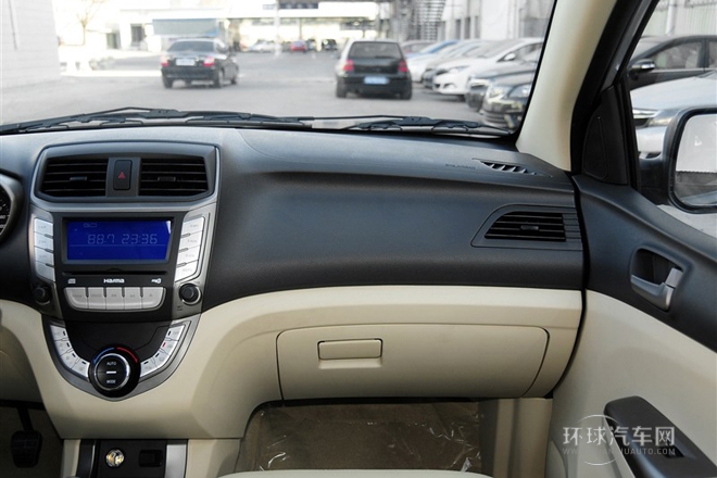 2014款 1.5L 手動(dòng)舒適型