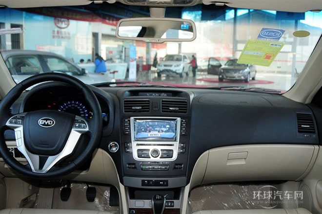 2013款 2.0L 手動(dòng)豪華型