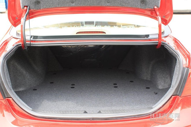 2013款 2.0L 手動(dòng)豪華型