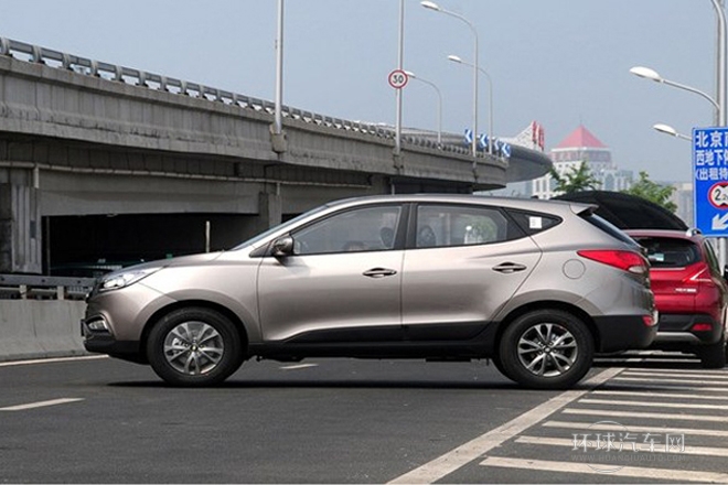 2013款 2.0L 自動(dòng)兩驅(qū)舒適型GL 國(guó)V