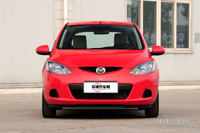 2012款 兩廂炫動(dòng) 1.3L 自動(dòng)標(biāo)準(zhǔn)版