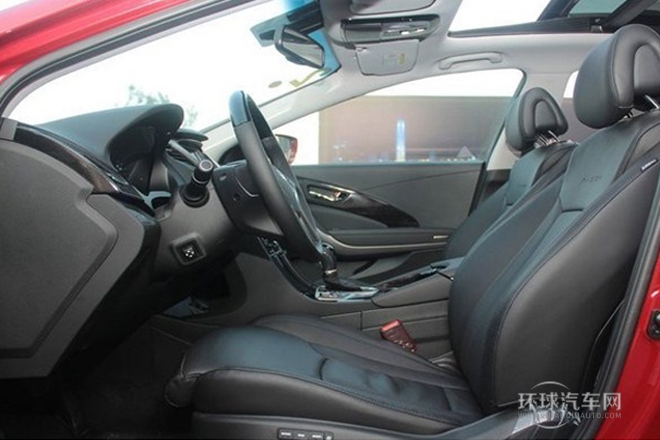 2011款 2.4L 尊貴型