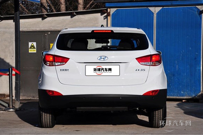 2013款 2.0L 自動(dòng)兩驅(qū)領(lǐng)先型GLX 國(guó)V
