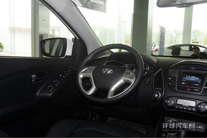 2013款 2.4L 自動(dòng)兩驅(qū)領(lǐng)先型GLX 國(guó)IV