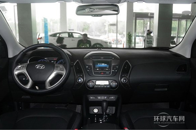2013款 2.4L 自動(dòng)兩驅(qū)領(lǐng)先型GLX 國(guó)IV