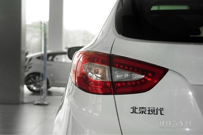 2013款 2.4L 自動兩驅(qū)領(lǐng)先型GLX 國IV