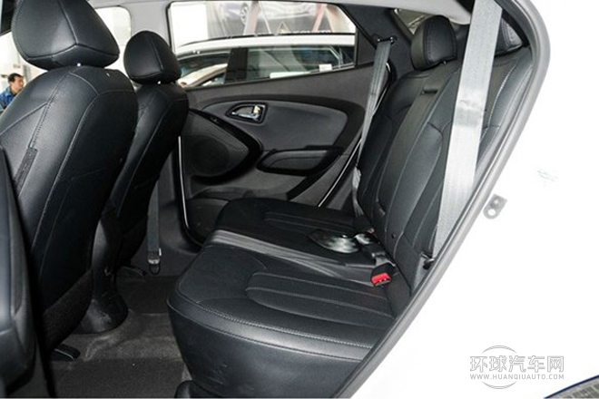 2013款 2.4L 自動兩驅(qū)領(lǐng)先型GLX 國V
