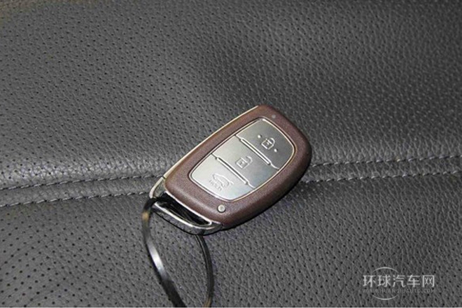 2013款 2.4L 自動四驅(qū)領(lǐng)先型GLX 國V