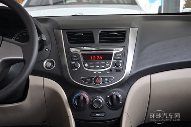 2014款 三廂 1.4L 自動領(lǐng)先型GLX